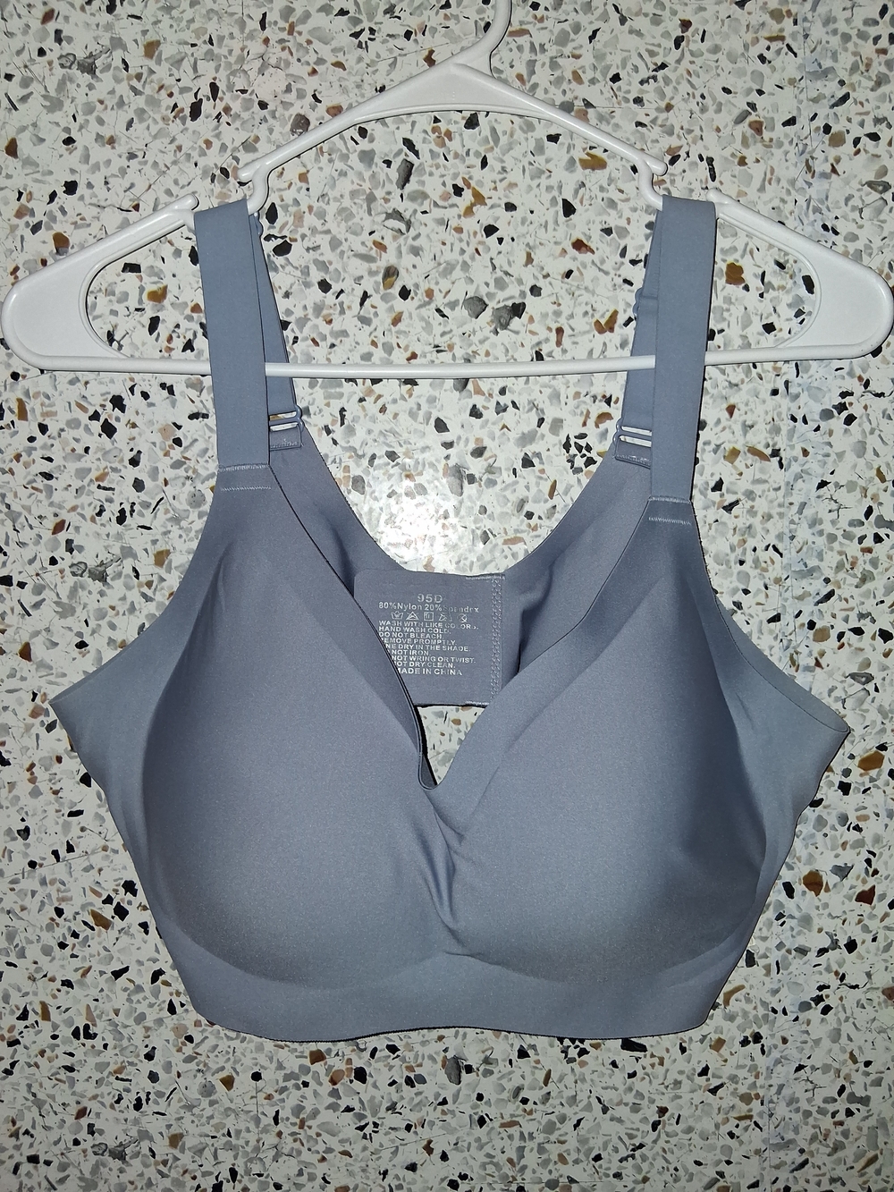 Women's Everyday Tshirt Bra Blue Size 95D/36D Padded